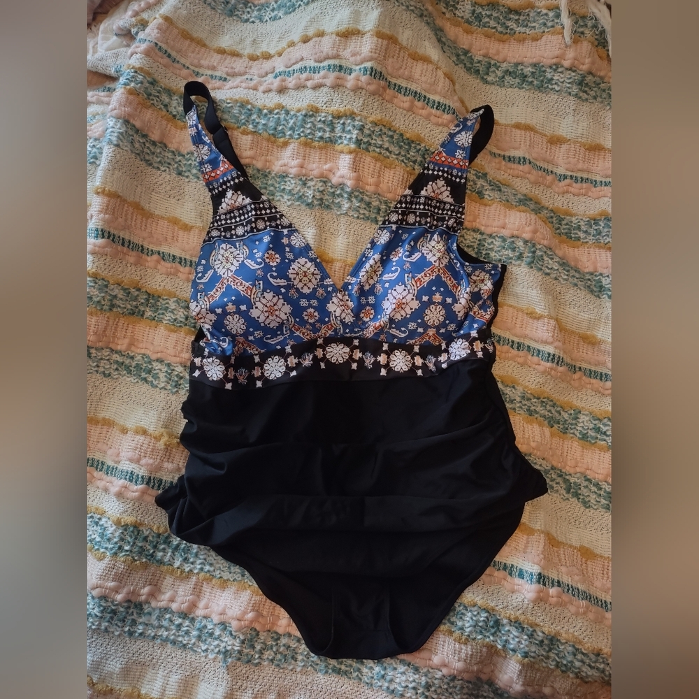 Floral Blue and Black Women's Plus Size One Piece Swimsuit